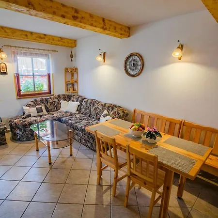 Privat Na Chalupe 649 *